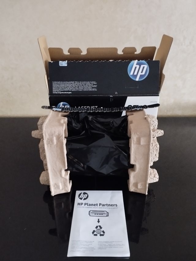 HP LASERJET 37 A
