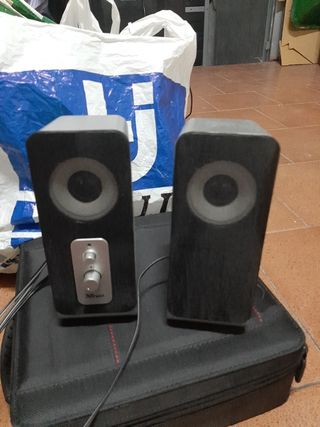 Altavoces para ordenador