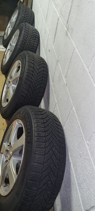 Neumaticos michelin R16 wolsvagen passat