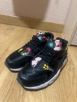 Nike huarache muy poco uso