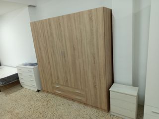 Armario cuatro puertas montaje transporte gratis