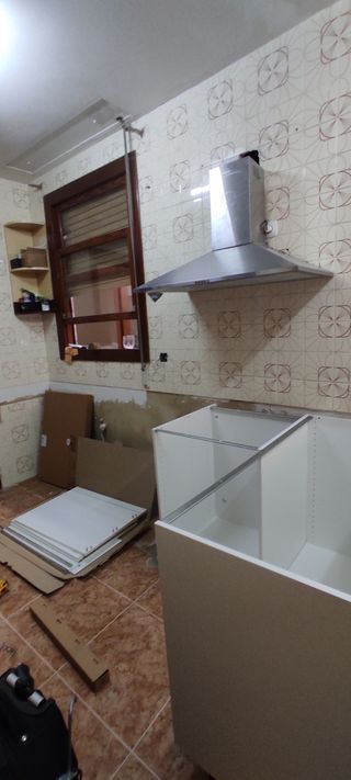 Montaje de cocinas modulares en kit Leroy Ikea etc