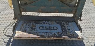 Guillotina de corte de ladrillos marca Alba