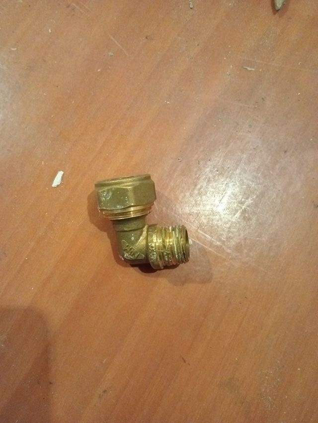 codo para multicapa de 16