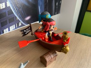 Isla y bote Pirata de Pinypon 