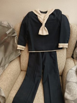 Traje comunión niño precioso y nuevo