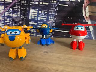 Super Wings transformables