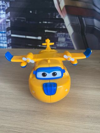 Super Wings transformables