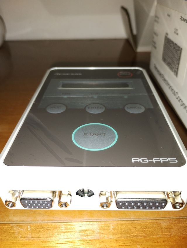 programmatore di circuiti integrati microcontrollo