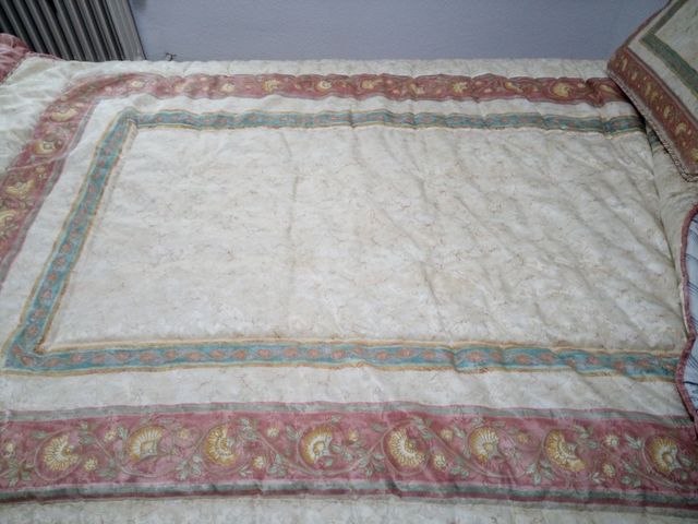 Edredon Reig Marti para Cama Matrimonio.2 Cojines.