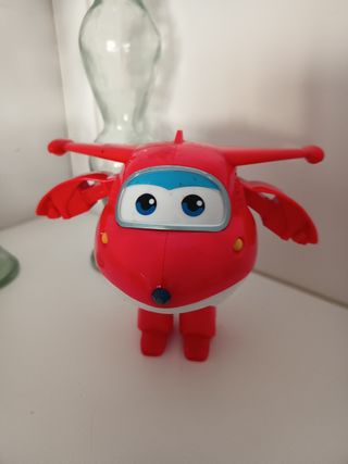 Jetta, Avión rojo Super Wings 