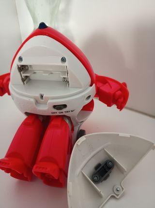 Jetta, Avión rojo Super Wings 