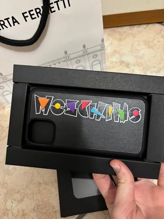Cover iPhone 11 pro Moschino