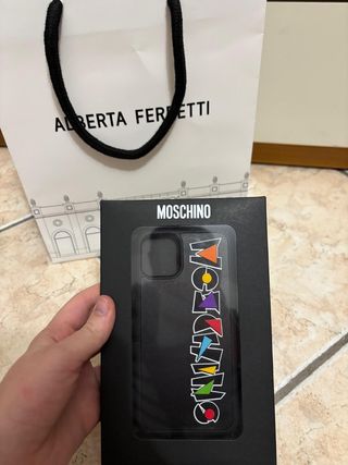 Cover iPhone 11 pro Moschino