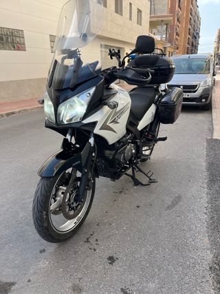 Suzuki dl650  2012 vendo o cambio