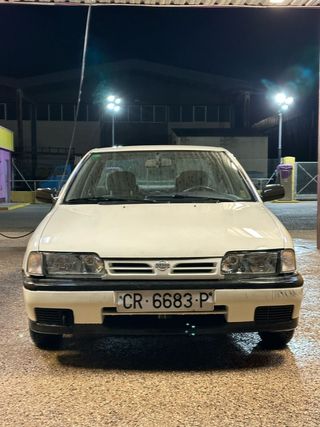 Nissan Primera 1992