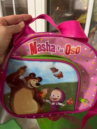 Juguete portabebes , libros infantilesy bolso niña