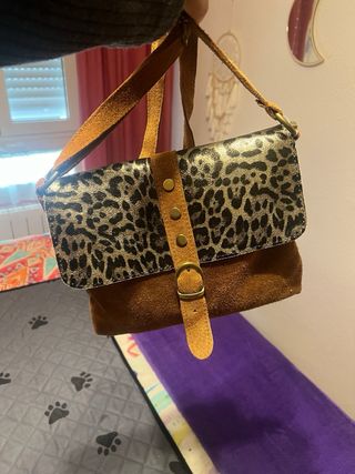 Bolso de piel  de italia 