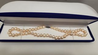 Collar tipo perla coral