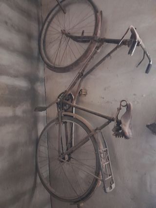 BICICLETA ANTIGUA