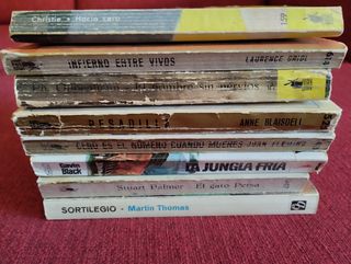 Novelas antiguas policiacas.8 ejemplares