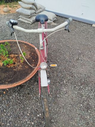 Bicicleta de paseo antigua