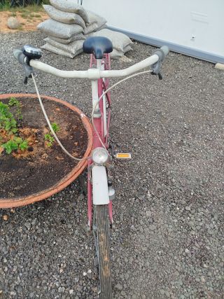 Bicicleta de paseo antigua