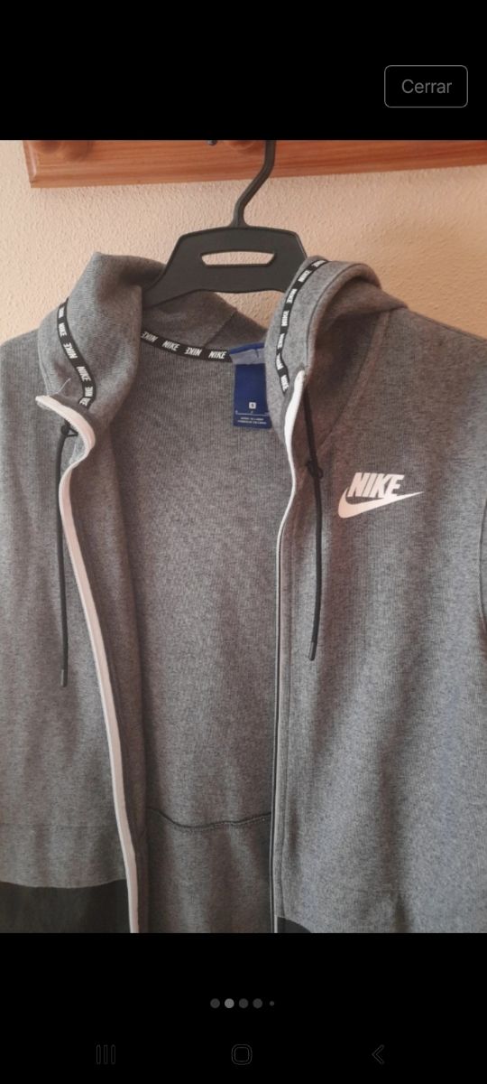 Chaqueta Nike
