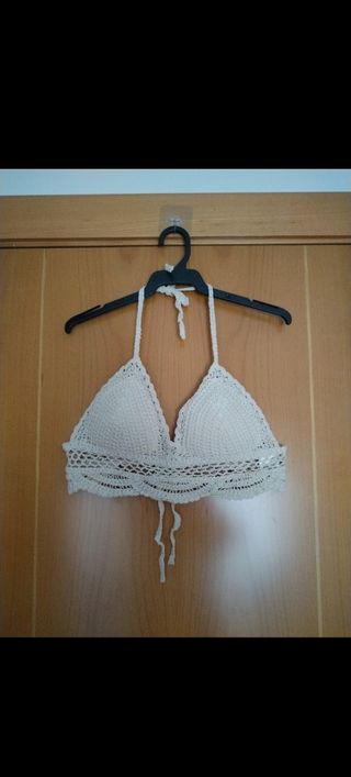 Top ganchillo tipo bikini 