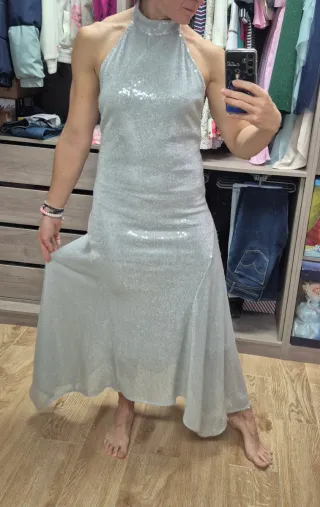 Vestido lentejuelas plateado