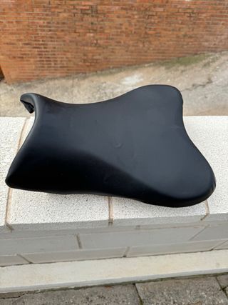 Asiento suzuki gsxr 600 k8
