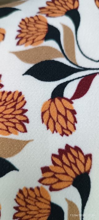 Blusa a la cintura de Zara 