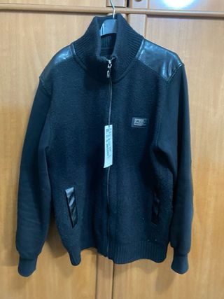 Chaqueta marca arma