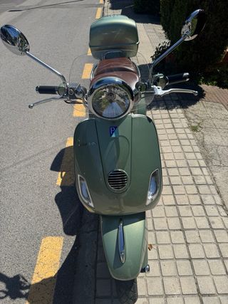 Vespa 125 lxvi e