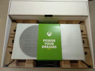 Xbox Series S (en perfecto estado)