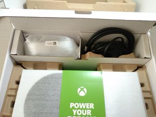 Xbox Series S (en perfecto estado)