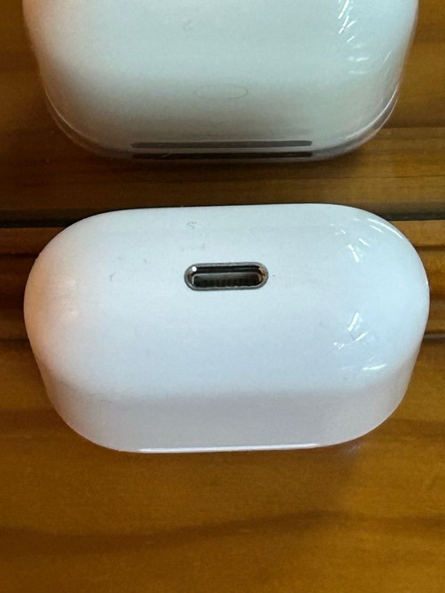 Custodia per auricolari Apple