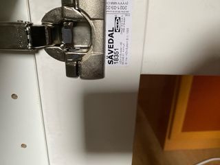 Vitrina blanca con balda d cristal ikea como nuevo