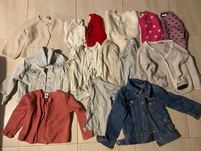 Lote de 14 casacos de menina de 90 a 98cm