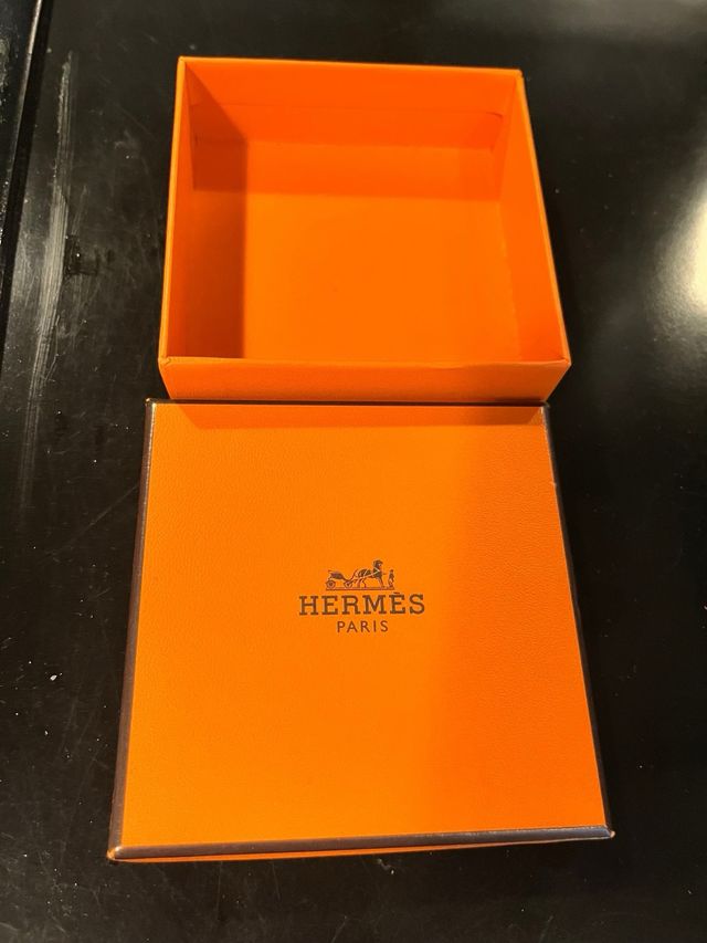 Pulsera Hermés modelo Rivale doble tour.