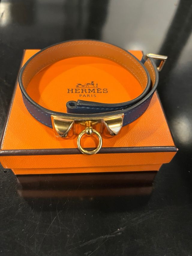 Pulsera Hermés modelo Rivale doble tour.