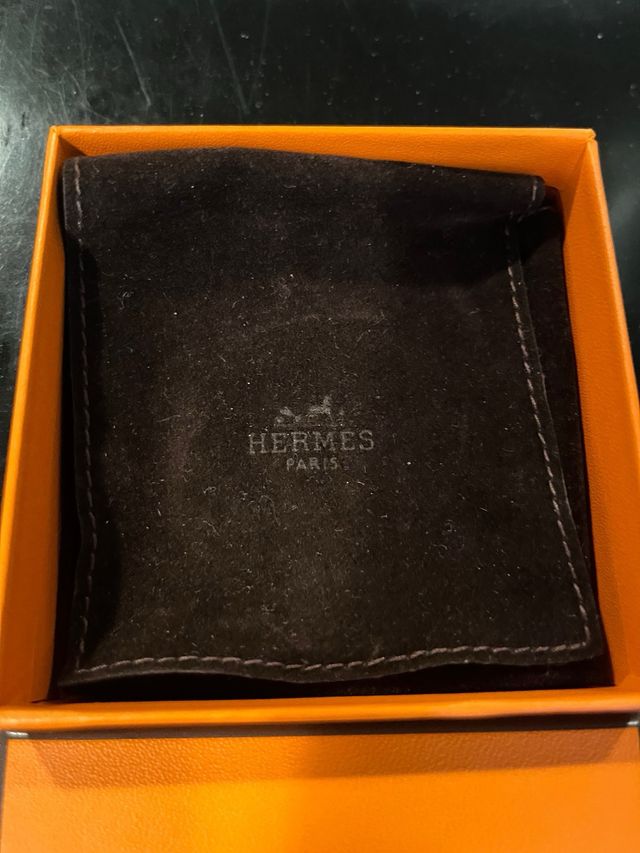 Pulsera Hermés modelo Rivale doble tour.