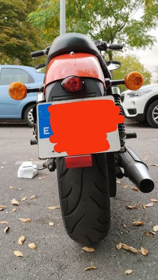 Harley Davidson sportster 883R naranja