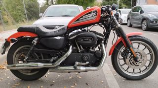 Harley Davidson sportster 883R naranja