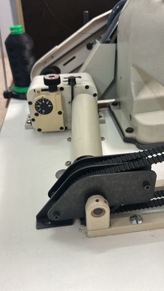 Maquina de coser especial neoprenos