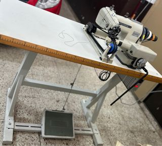Maquina de coser especial neoprenos