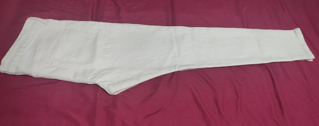 Pantalón blanco de hombre