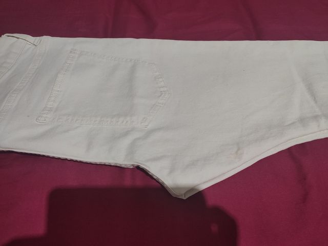 Pantalón blanco de hombre