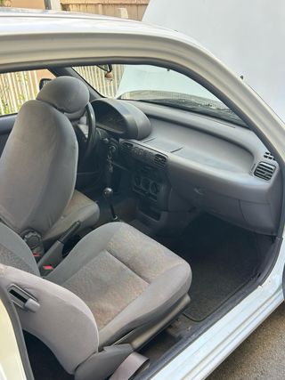 Nissan Micra 1.0L 3p 1997