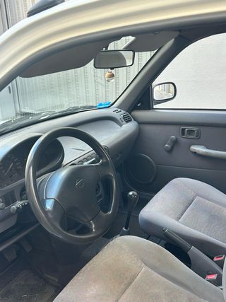Nissan Micra 1.0L 3p 1997